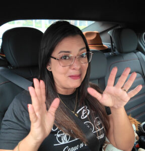 Ju Bral De carona com Ju Bral